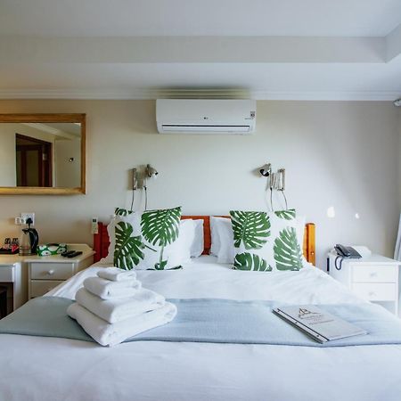 Blaauw Village Guest House 블루버그스트랜드 외부 사진