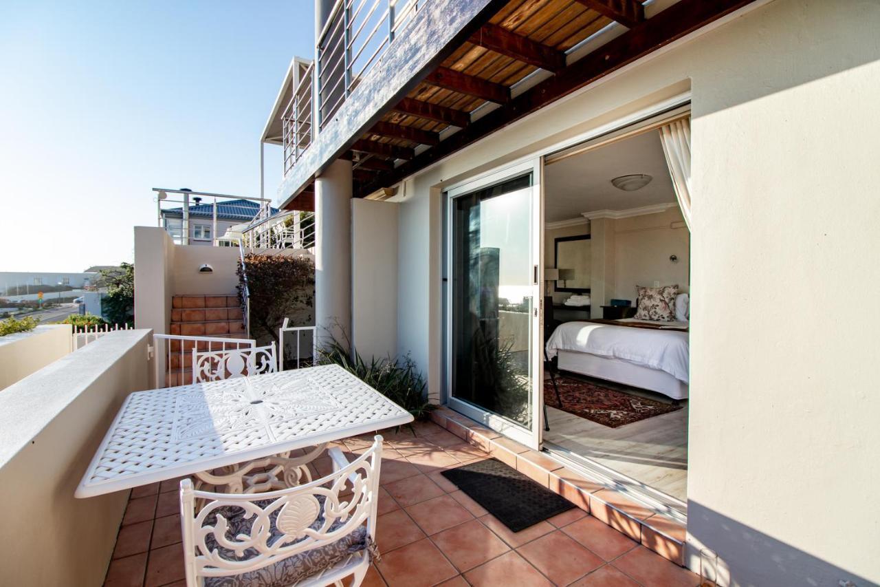Blaauw Village Guest House 블루버그스트랜드 외부 사진