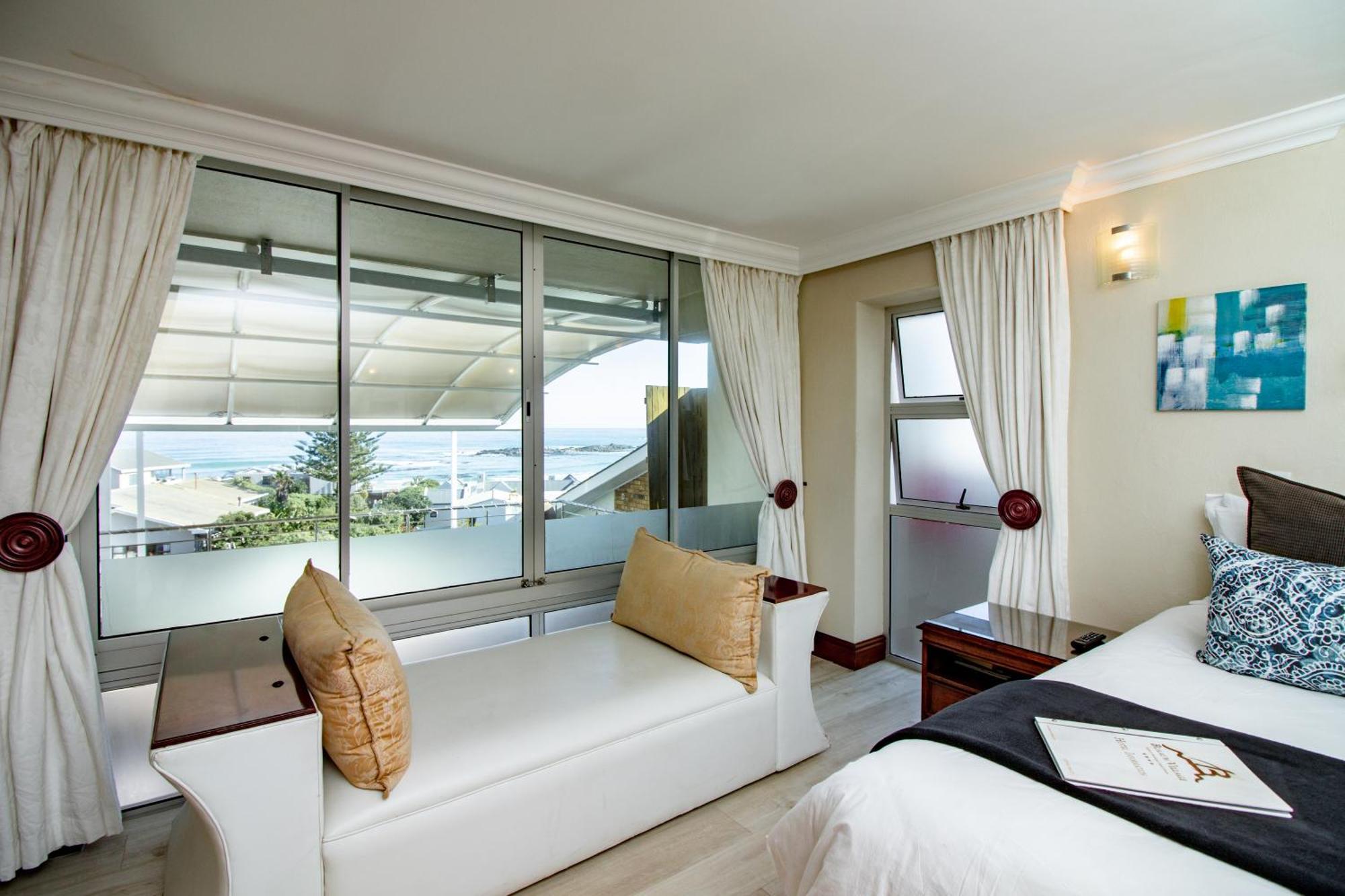 Blaauw Village Guest House 블루버그스트랜드 외부 사진