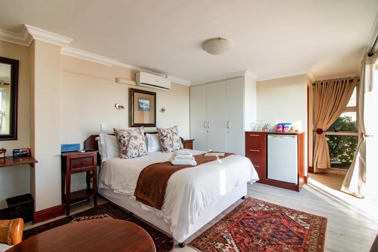 Blaauw Village Guest House 블루버그스트랜드 외부 사진