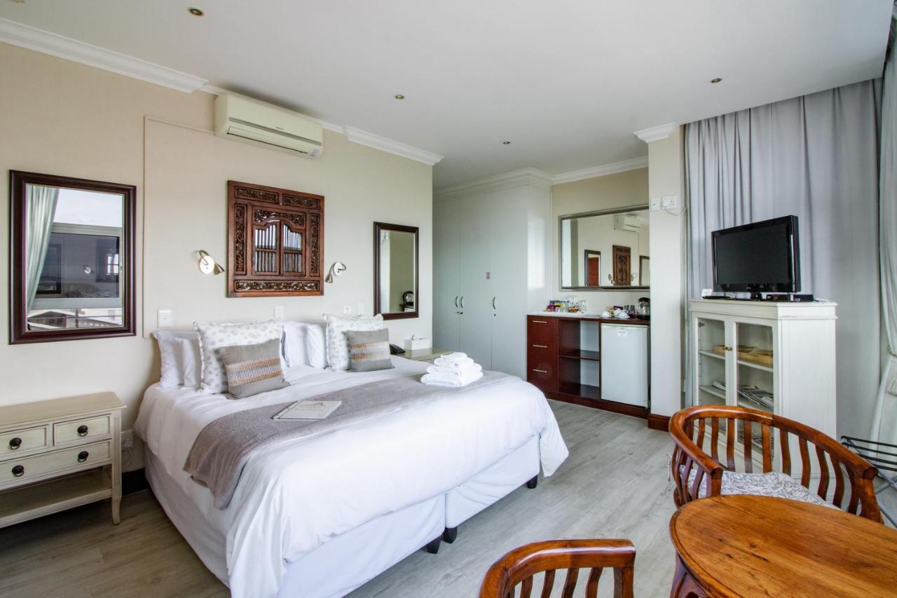 Blaauw Village Guest House 블루버그스트랜드 외부 사진