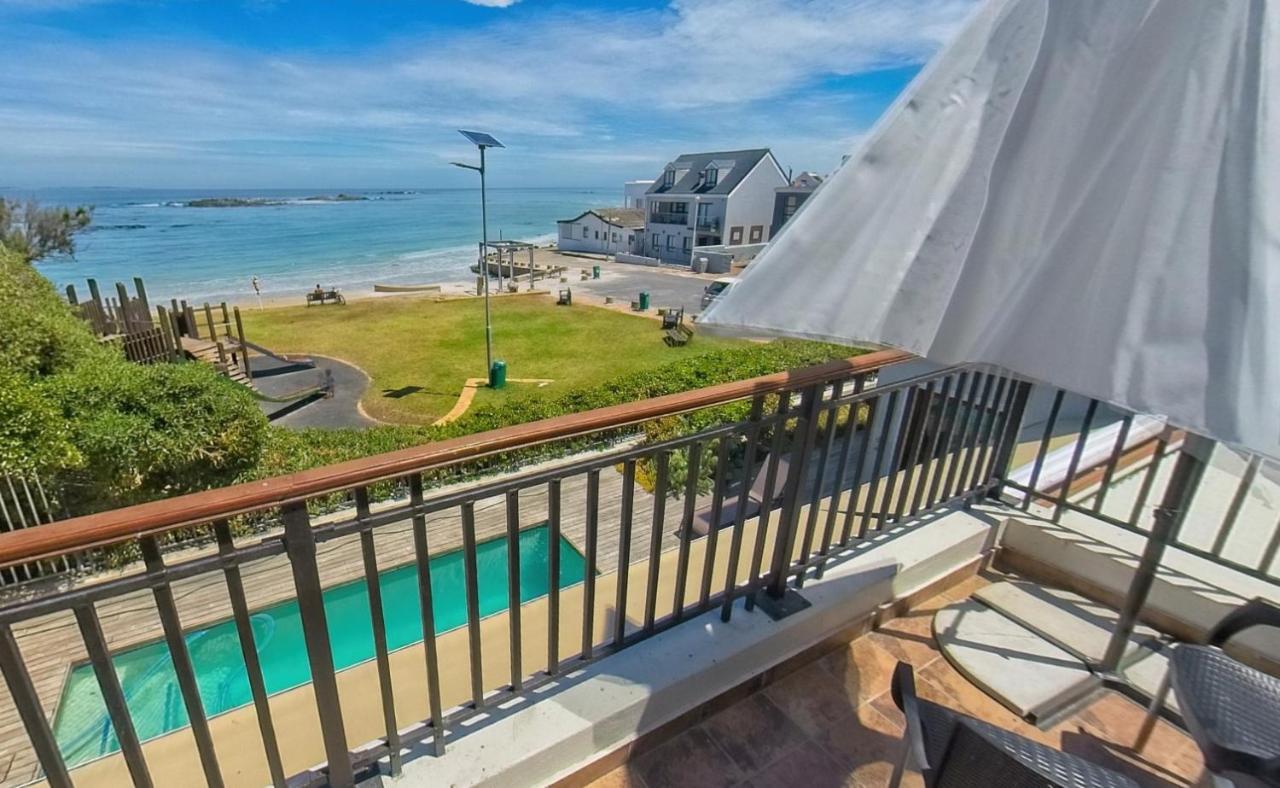 Blaauw Village Guest House 블루버그스트랜드 외부 사진